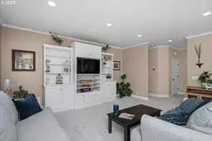 3387 Winchester Way, Eugene, OR 97401 - Photo 15