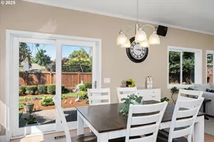 3387 Winchester Way, Eugene, OR 97401 - Photo 13