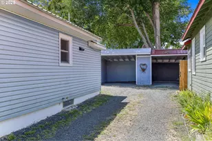 310 N Canyon Blvd, John Day, OR 97845 - Photo 5