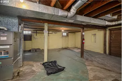 1908 NE 72nd Ave, Portland, OR 97213 - Photo 35
