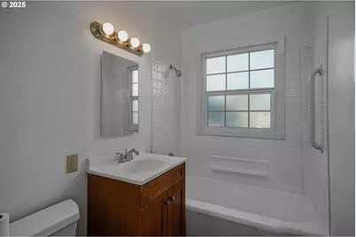 1908 NE 72nd Ave, Portland, OR 97213 - Photo 33