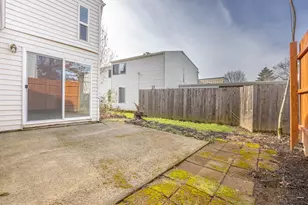 732 SE Rene Ave, Gresham, OR 97080 - Photo 17