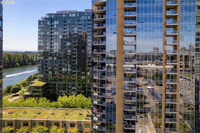 3570 S River Pkwy #1507, Portland, OR 97239 - Photo 1
