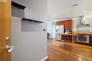 3570 S River Pkwy, Portland, OR 97239 - Photo 5