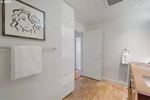 3570 S River Pkwy, Portland, OR 97239 - Photo 23