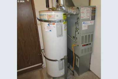 4746 Paul Ct, Salem, OR 97305 - Photo 17