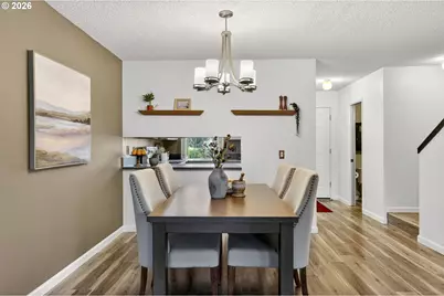 12013 SW Sussex St, Beaverton, OR 97008 - Photo 9