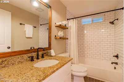 3325 Honeywood St, Eugene, OR 97408 - Photo 17