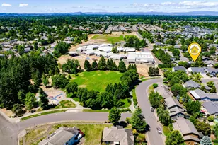 3325 Honeywood St, Eugene, OR 97408 - Photo 39