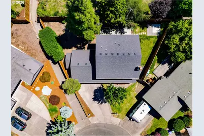 3325 Honeywood St, Eugene, OR 97408 - Photo 43