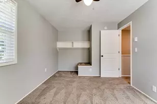 3325 Honeywood St, Eugene, OR 97408 - Photo 31