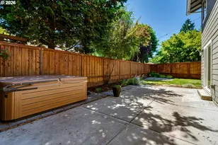 3325 Honeywood St, Eugene, OR 97408 - Photo 39
