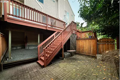 242 S Sweeney St, Portland, OR 97239 - Photo 41