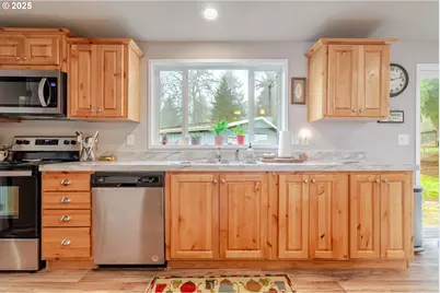 30610 Santiam Hwy, Lebanon, OR 97355 - Photo 11