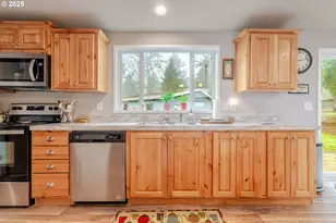 30610 Santiam Hwy, Lebanon, OR 97355 - Photo 11