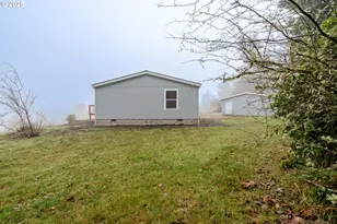 30610 Santiam Hwy, Lebanon, OR 97355 - Photo 39