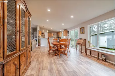 30610 Santiam Hwy, Lebanon, OR 97355 - Photo 15