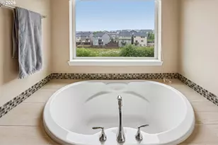 17089 NW Tristan St, Portland, OR 97229 - Photo 21