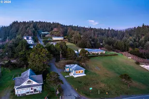 610 Deady St, Port Orford, OR 97465 - Photo 39