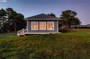 610 Deady St, Port Orford, OR 97465 - Photo 31