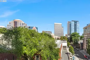 1221 SW 10th Ave, Portland, OR 97205 - Photo 13