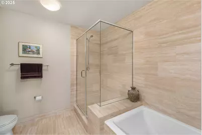 1221 SW 10th Ave #505, Portland, OR 97205 - Photo 27