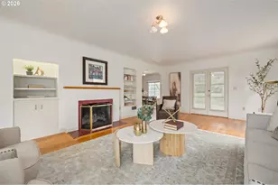 2045 Kincaid St, Eugene, OR 97405 - Photo 7