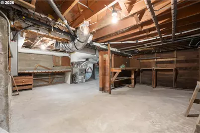 2045 Kincaid St, Eugene, OR 97405 - Photo 31