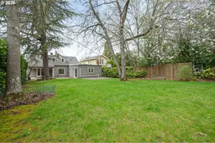 2045 Kincaid St, Eugene, OR 97405 - Photo 35