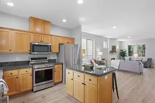 19280 Friars Ln, Oregon City, OR 97045 - Photo 15