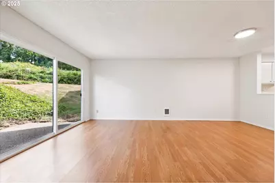 23882 NE Treehill Dr, Wood Village, OR 97060 - Photo 9
