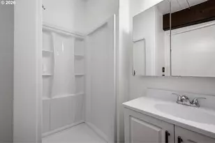 3560 Harlow Rd, Eugene, OR 97401 - Photo 15