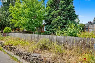 4175 NE Brooks Ave, Keizer, OR 97303 - Photo 3