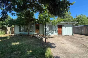 3817 E Amazon Dr, Eugene, OR 97405 - Photo 1