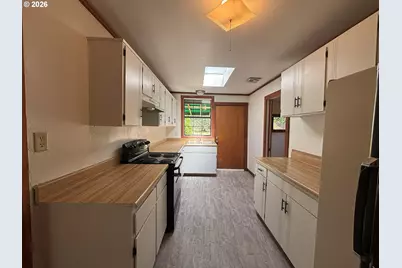 3817 E Amazon Dr, Eugene, OR 97405 - Photo 7