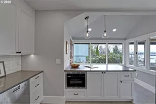 10227 NW 109th Ave, Portland, OR 97231 - Photo 13