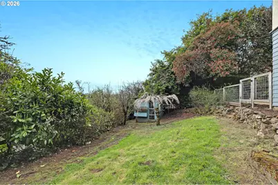 10227 NW 109th Ave, Portland, OR 97231 - Photo 33