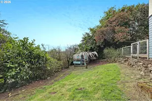 10227 NW 109th Ave, Portland, OR 97231 - Photo 33