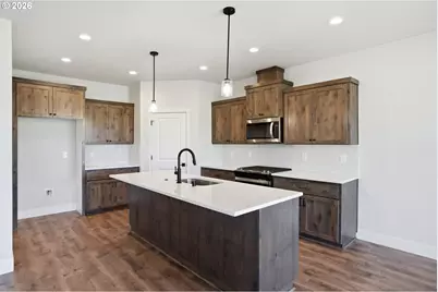 818 SE 34th Cir, Battle Ground, WA 98604 - Photo 13