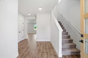 818 SE 34th Circle, Battle Ground, WA 98604 - Photo 5