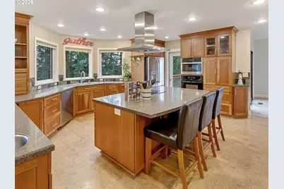 22790 Oregon City Loop, West Linn, OR 97068 - Photo 5