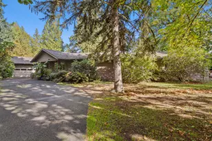 4622 Mapleton Dr, West Linn, OR 97068 - Photo 1