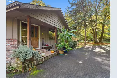 4622 Mapleton Dr, West Linn, OR 97068 - Photo 3