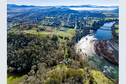 02 Palmdale Ave, Roseburg, OR 97471 - Photo 13