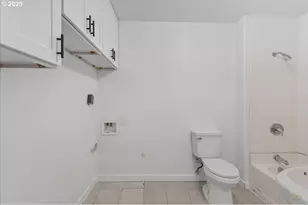 11420 SE Clinton, Portland, OR 97266 - Photo 13