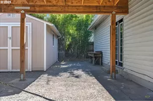 11420 SE Clinton, Portland, OR 97266 - Photo 5