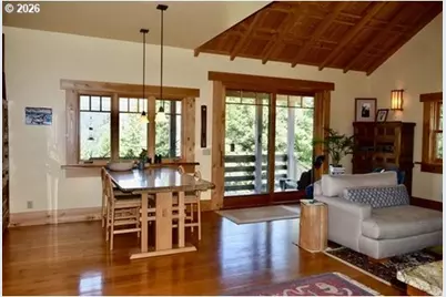 97137 N Bank Rogue River Rd, Gold Beach, OR 97444 - Photo 9