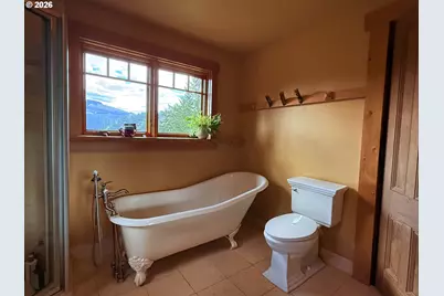 97137 N Bank Rogue River Rd, Gold Beach, OR 97444 - Photo 19