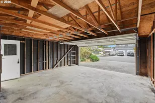 2450 Grant St, North Bend, OR 97459 - Photo 27