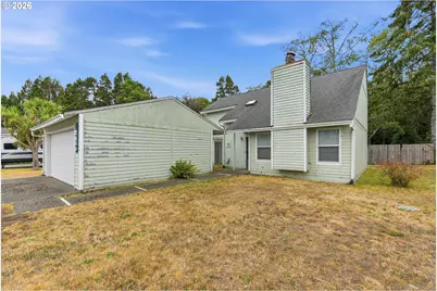 2450 Grant St, North Bend, OR 97459 - Photo 1